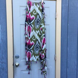 Echo scarf with ikat pattern